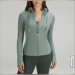NWT lululemon Hooded Define Jacket  Nulu,size 4/6
